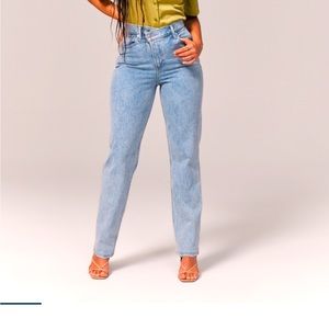 Abercrombie Curve Love Ultra High Rise Straight Jean